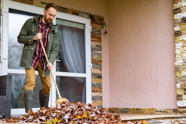 Best Garage Cleanout Services  in Highwood, IL